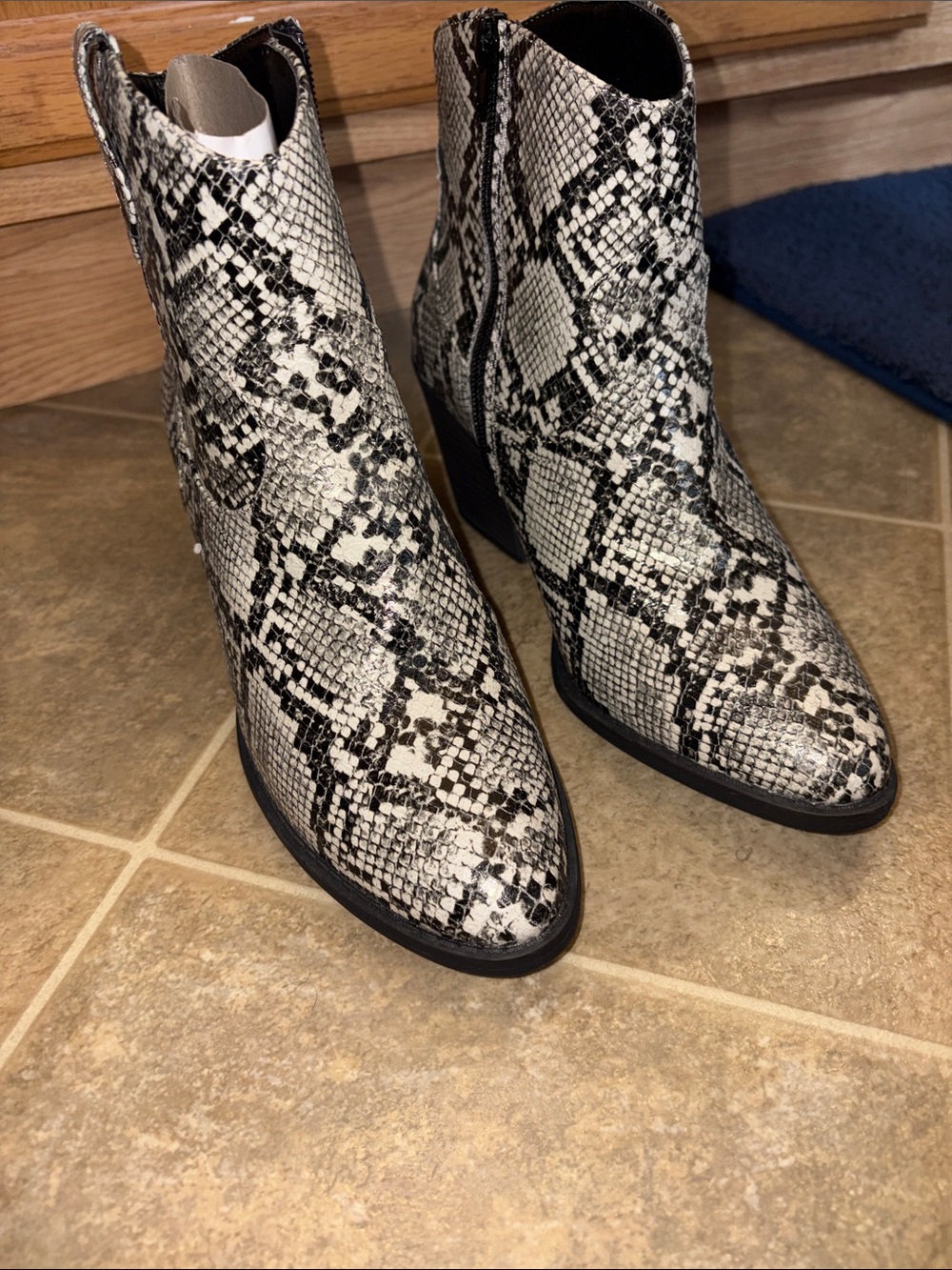 Sugar Snake-Print Pointed Ankle Boots - Black & White